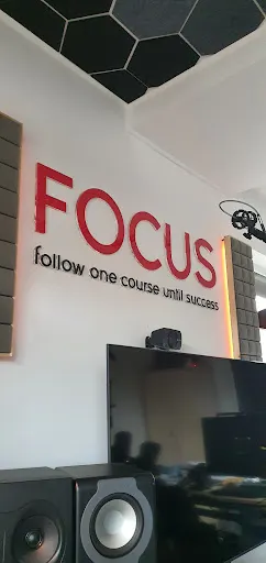 NLM Global Solutions | GlobalCONNECT English Coaching School